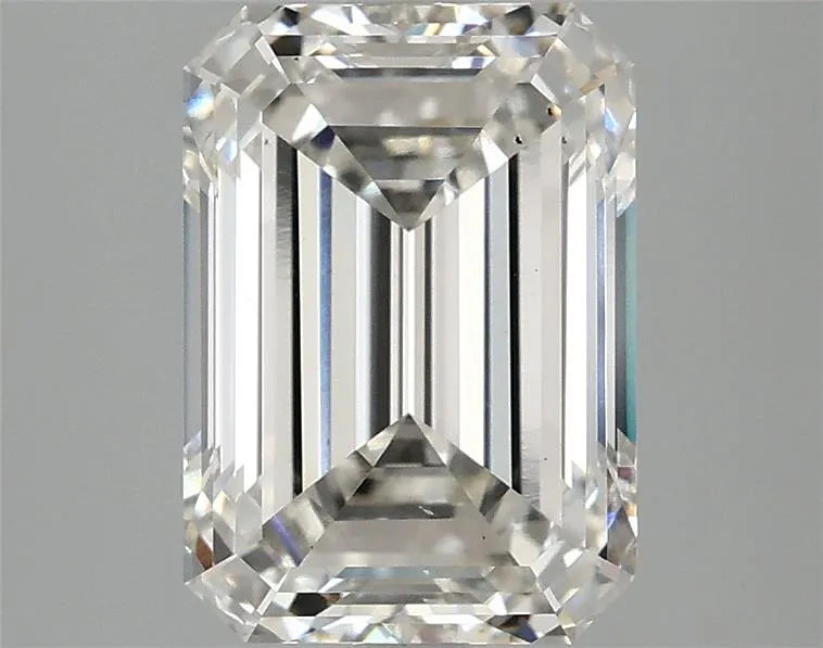 2.82ct Emerald Lab Grown Diamond (Colour G, Clarity VS2, IGI Certified)