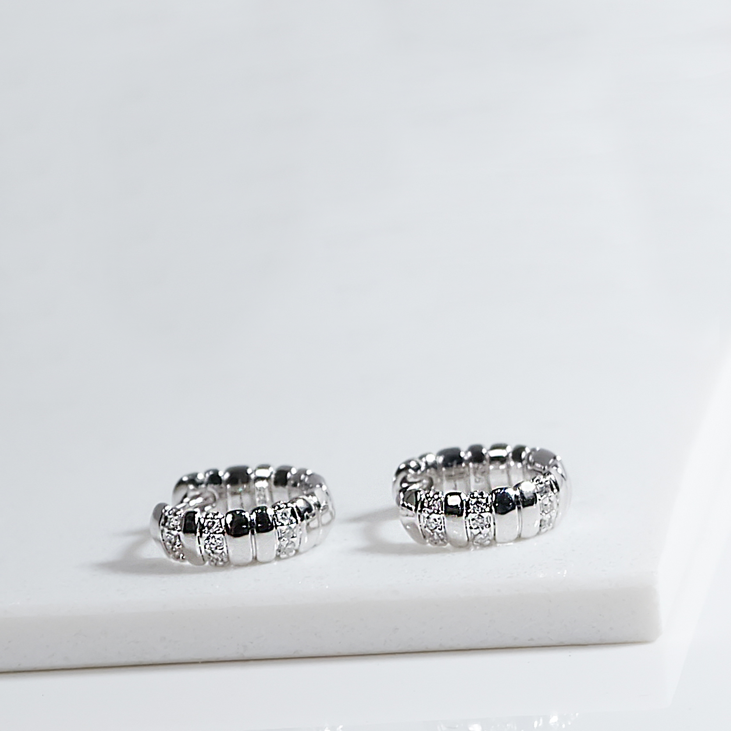 Elegance Halo Hoops