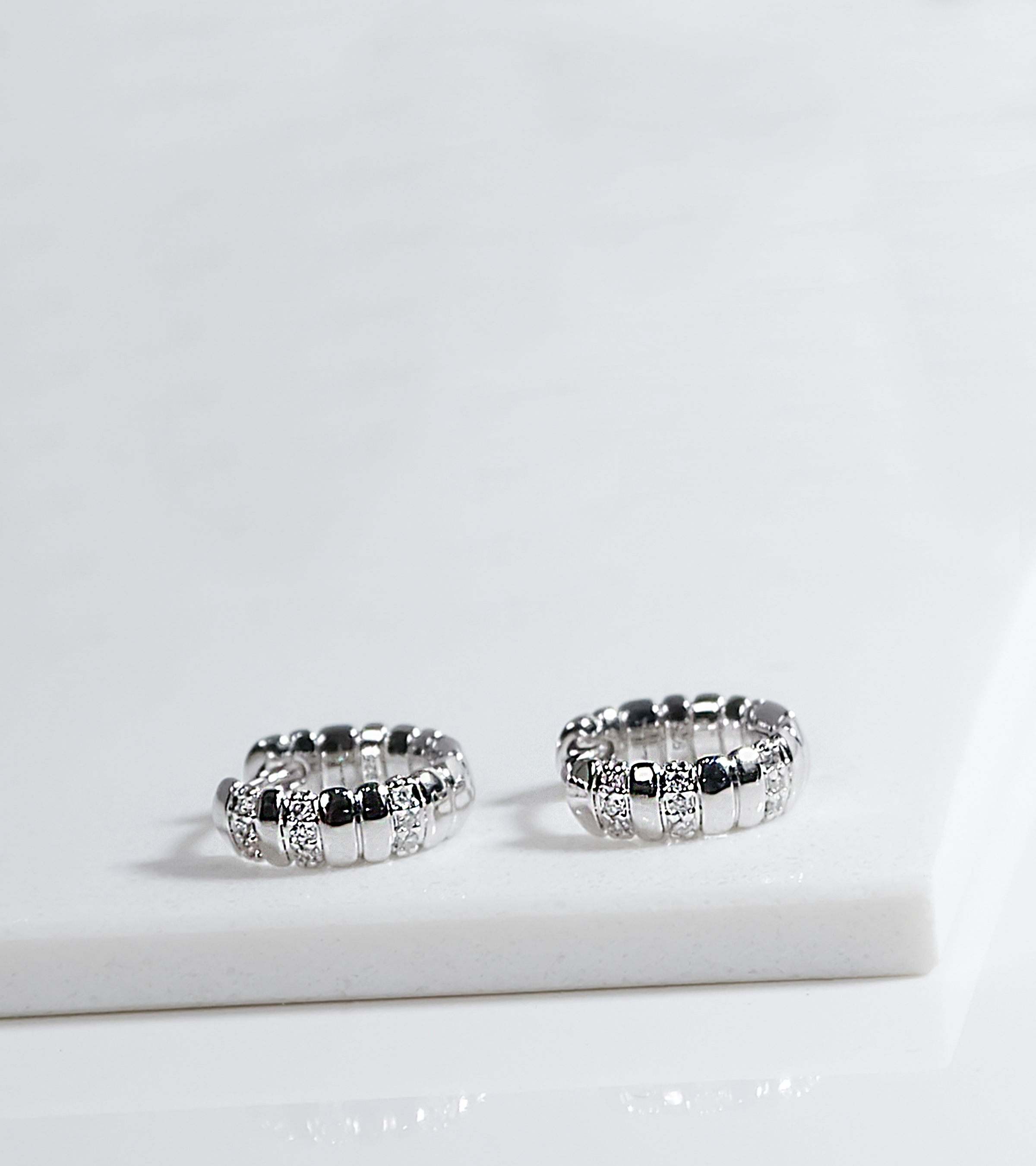 Elegance Halo Hoops